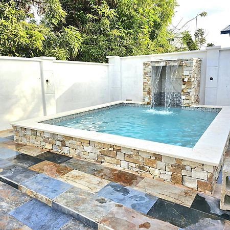 Travelholics Getaways Villa Piarco Екстериор снимка